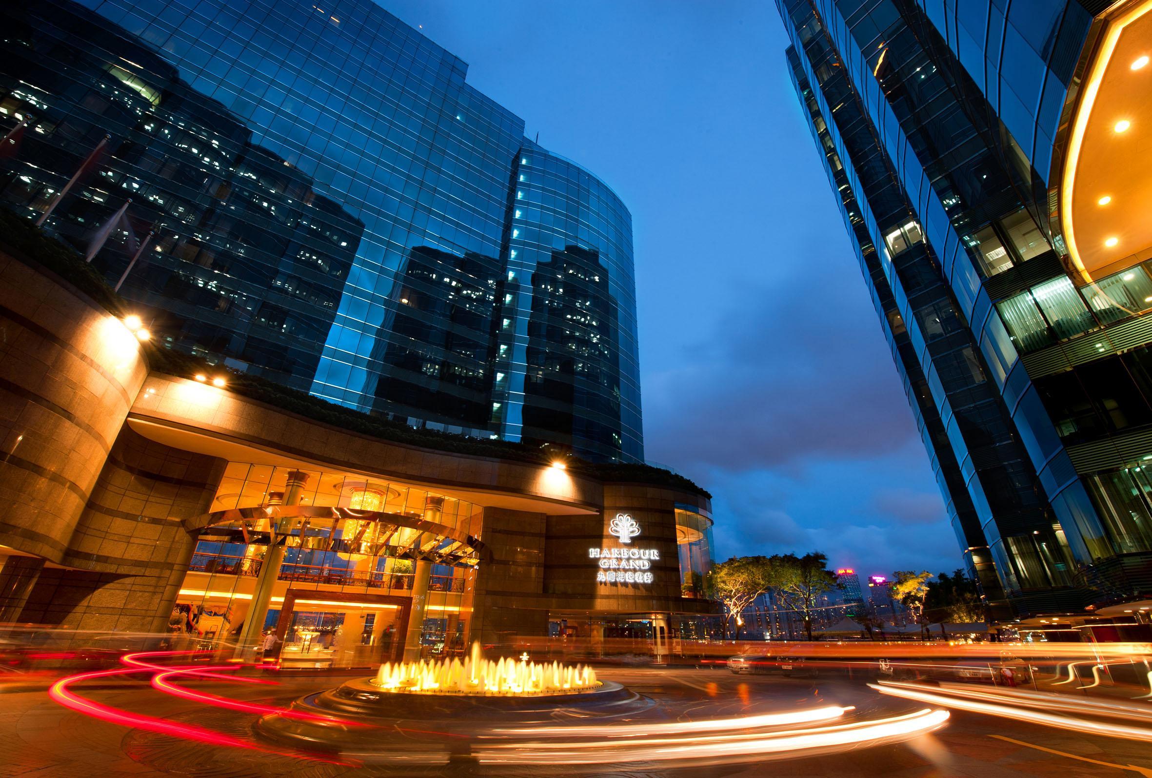 Harbour Grand Kowloon Hotel Hong Kong Exterior photo